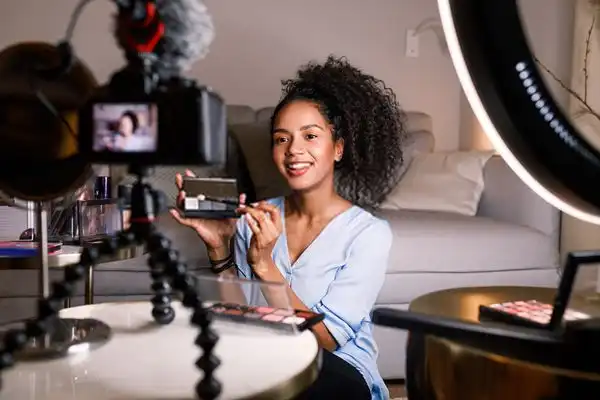 Strategi Video Pendek 2025: Bikin Viral & Closing Juga