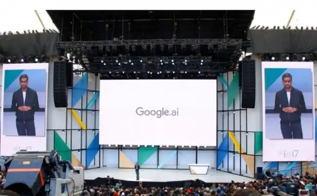 CEO Alphabet dan Google Sebut 2025 Sebagai Tahun Krusial